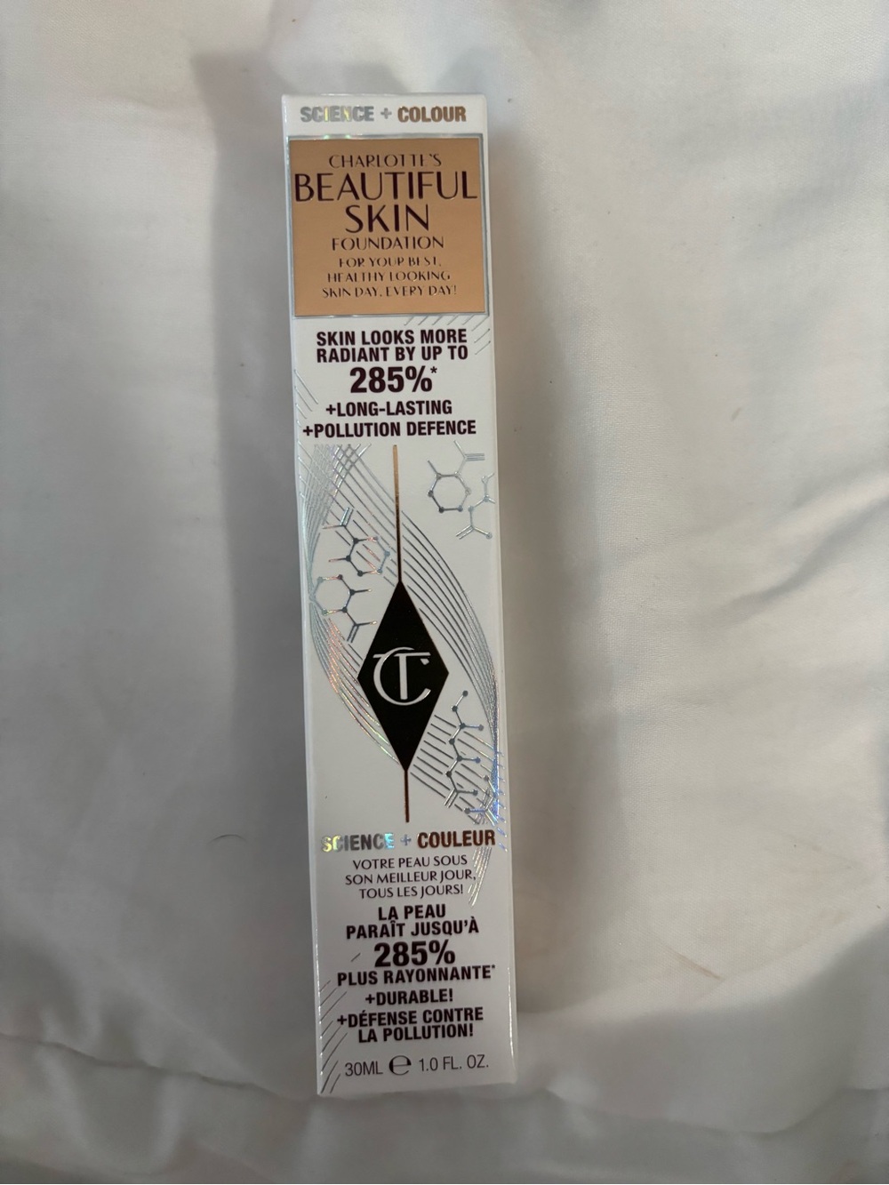 Charlotte Tilbury Beautiful Skin Foundation - 15 Neutral